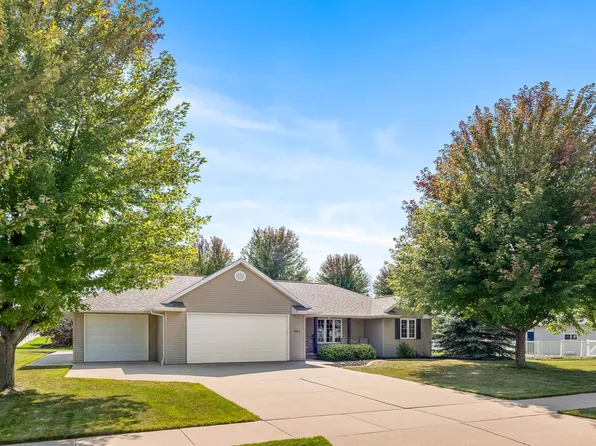 2021 Meadowview St, Kaukauna, WI 54130
