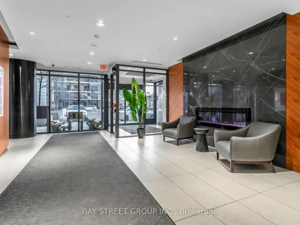 9 Valhalla Inn Rd #1910, Toronto, ON M9B 0B2