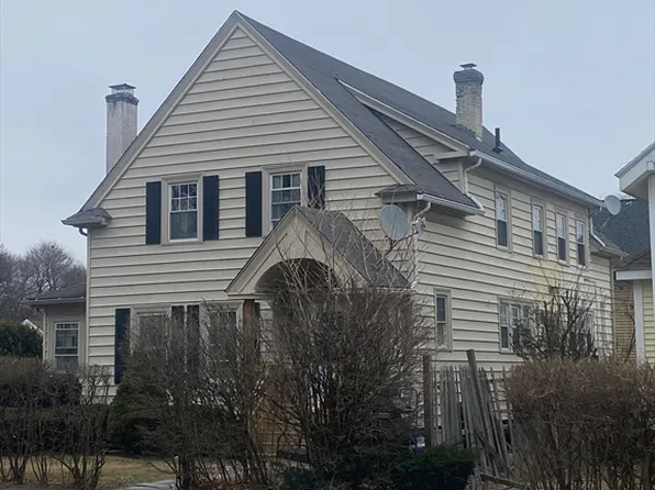 117 Burncoat St, Worcester, MA 01605