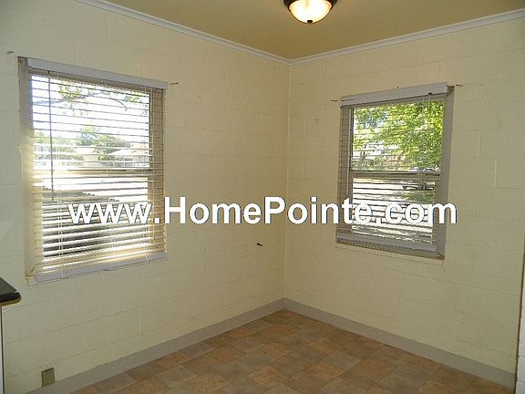 4th image of 1925 Murieta Way