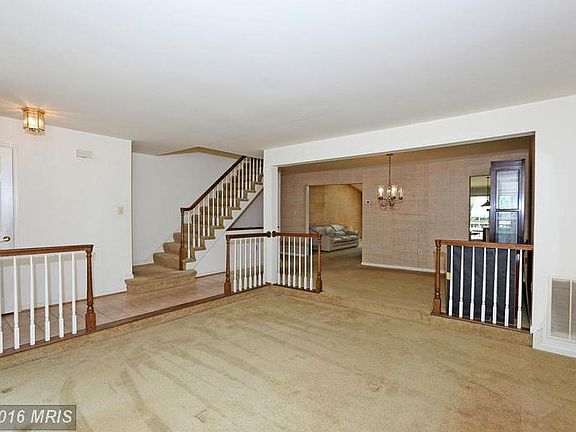 4th image of 12214 Tildenwood Dr