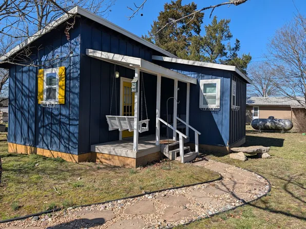 181 Honeysuckle Ln, Branson, MO 65616