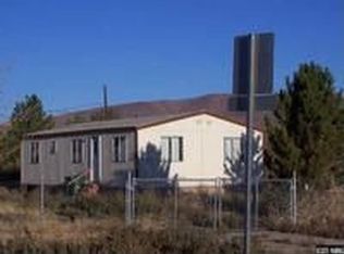 2595 Tonopah St, Silver Springs, NV