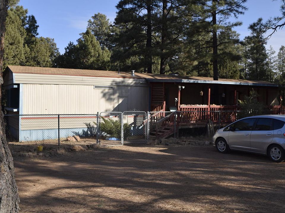 1st image of 2122 Forest Park Dr