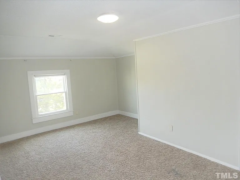 1015 Oberlin Rd — Photo 13