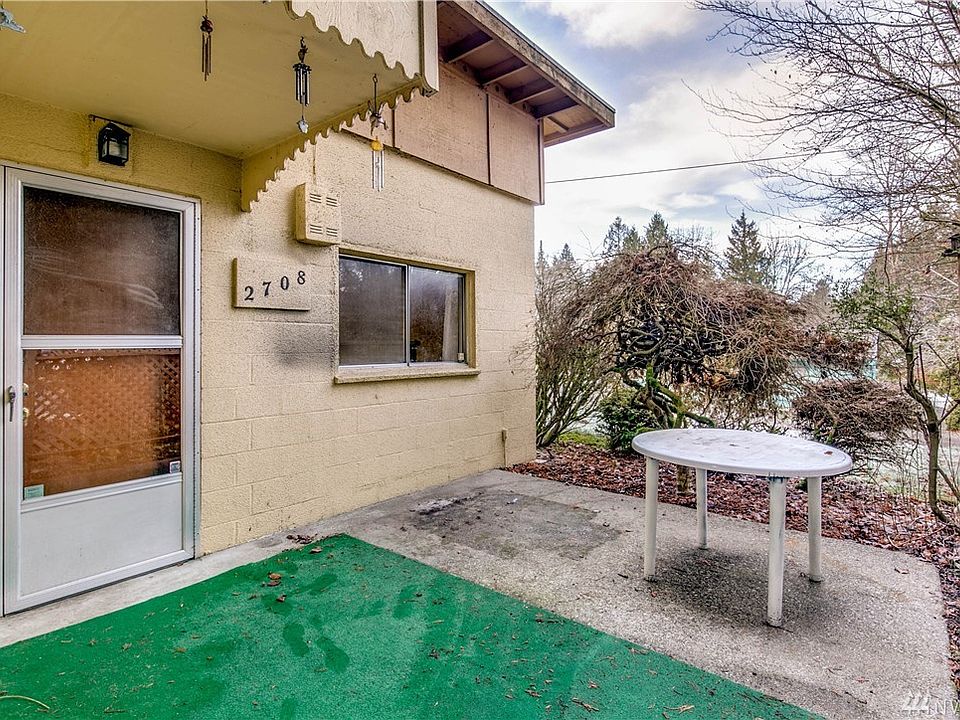 1st image of 2708 80th St E