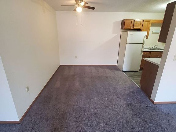 3rd image of 2329 S 51st St APT 203
