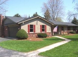 5436 Gray Log Ct, Grafton, WI 53024