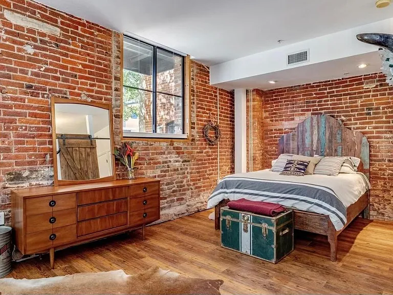 3225 Blake St #7 — Photo 7