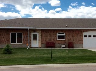 504 5th Ave SW, Surrey, ND 58785