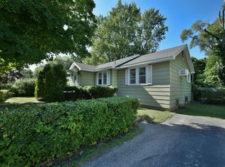 273 Hampton Rd, Benton Harbor, MI 49022