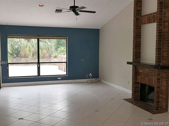 2nd image of 3245 Dockside Dr