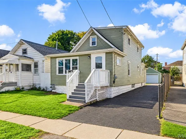 131 Victory Ave, Lackawanna, NY 14218