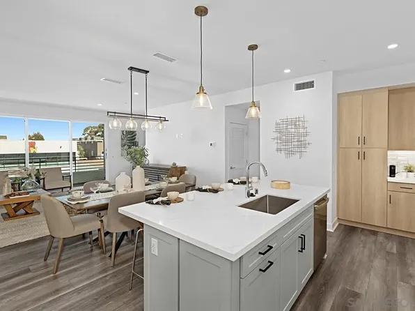 4101 Voltaire St #4, San Diego, CA 92107
