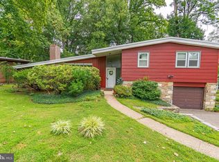 213 Glenwood Rd, Elkins Park, PA 19027