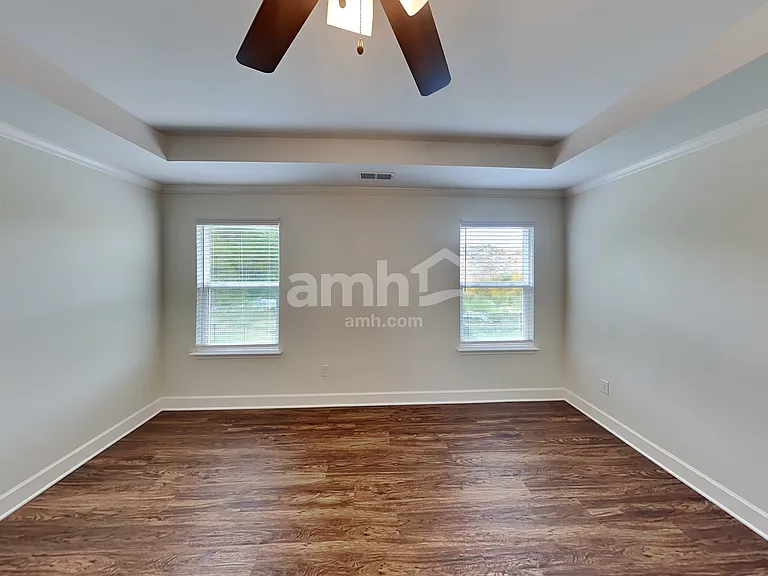 5816 Zurich Rd — Photo 9