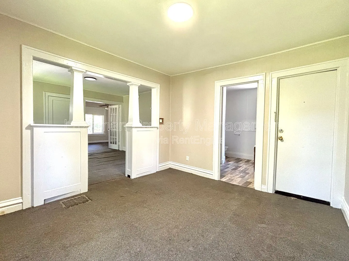 2 bed, 1.0 bath, $799 — Photo 2