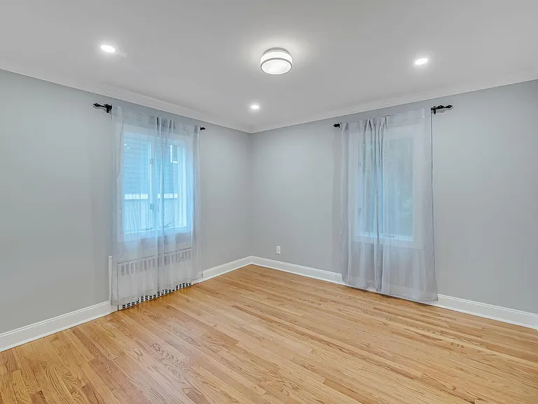 384 Owen Ave — Photo 19