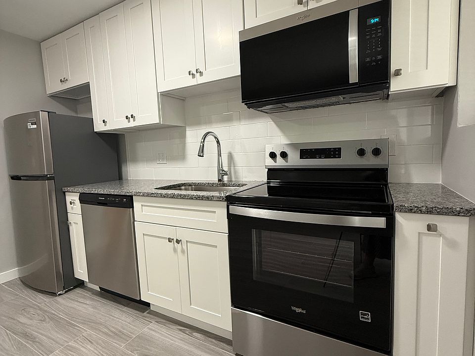 1st image of 565 Hyde Park Ave APT 2