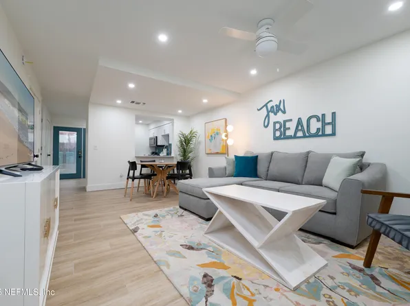 150 13TH Avenue N, Jacksonville Beach, FL 32250