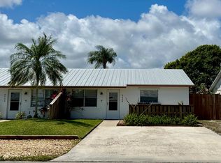 8698 SE Hobe Ridge Ave, Hobe Sound, FL 33455