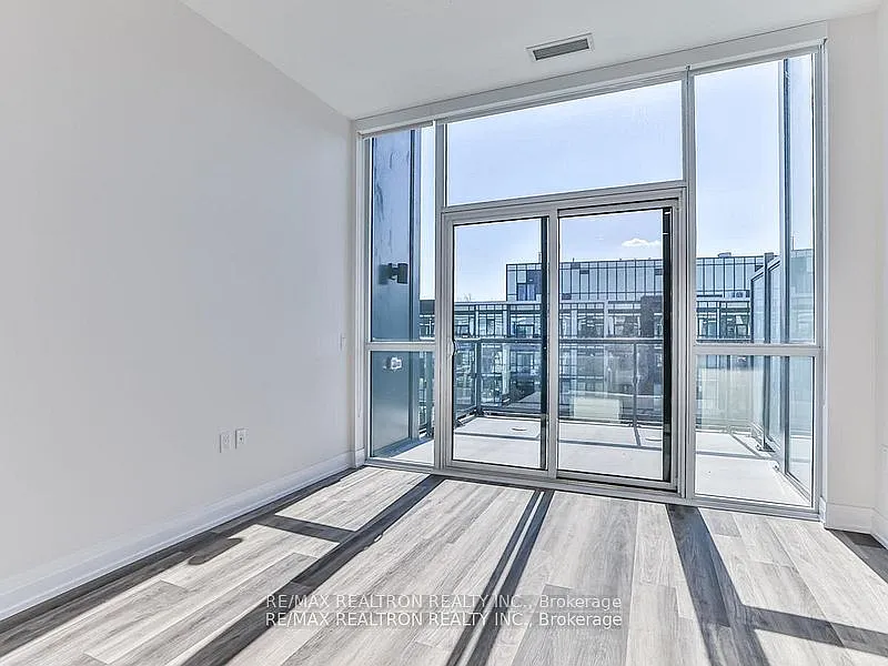 1 bed, $2,000 — Photo 2