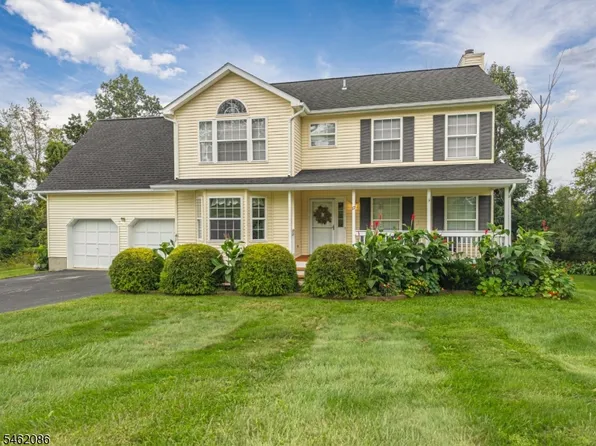 17 Bailey Dr, Vernon Twp., NJ 07418