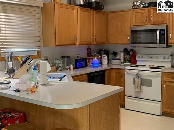 5th image of 403 E 37th Ave