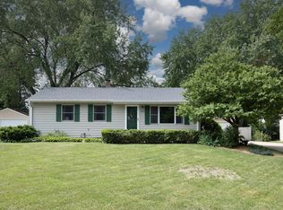 6165 Oak Knoll Dr, Woodbury, MN 55125