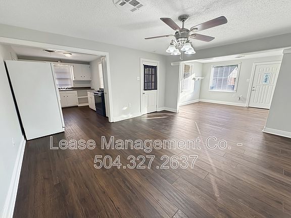 3rd image of 848 Carmadelle St