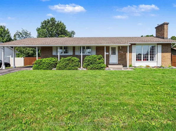 139 Abbeyhill Dr, Ottawa, ON K2L 1H6