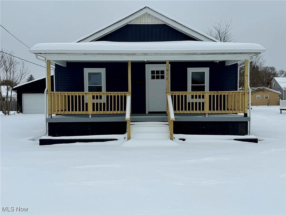 1st image of 911 Merrick Ave