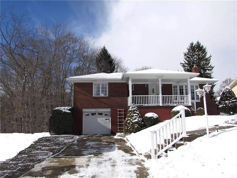 291 Jerry Ln photo 1