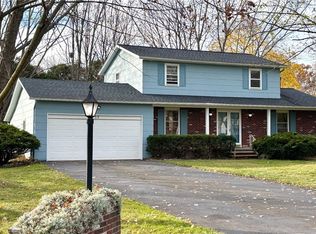 17 Chi Mar Dr, Rochester, NY 14624