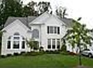 4914 Sammy Joe Dr, Fairfax, VA 22030