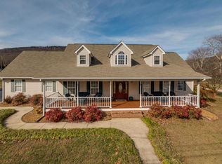 8284 Madison Ave, Soddy Daisy, TN 37379