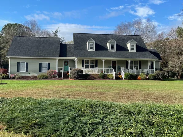 6216 Powell Ridge Rd, Holly Springs, NC 27540