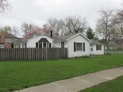 101 S Williams St Photo 1