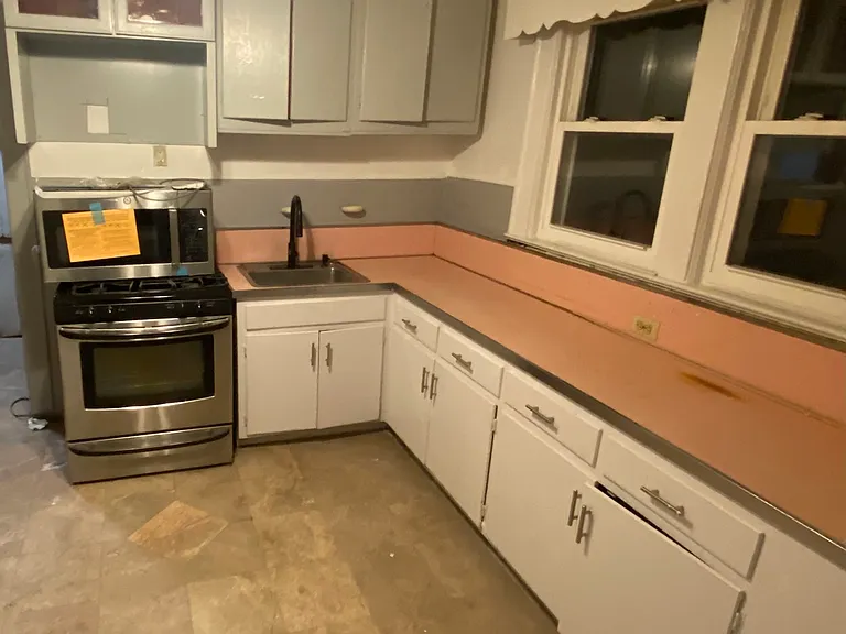 18-20 Netherwood Pl — Photo 4