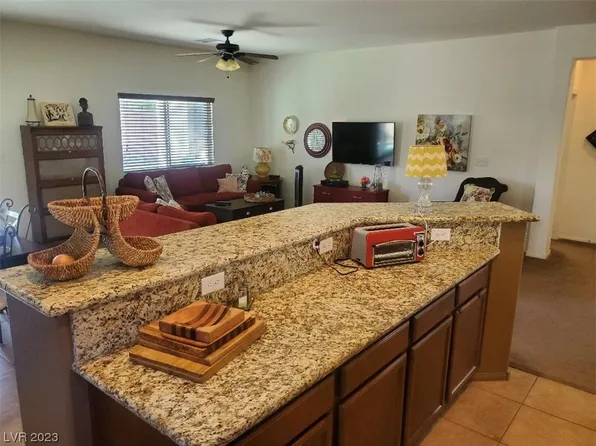 4379 S Laurel Ln, Pahrump, NV 89061