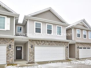 936 Underwood Ln, Waukee, IA 50263