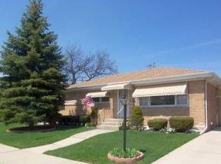 7544 W Kirk Dr, Niles, IL 60714