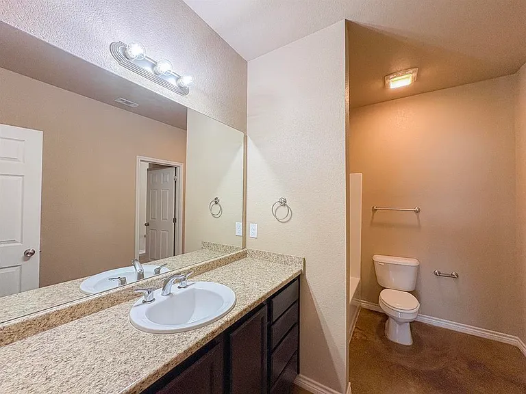 7108 Cameron Park Rd — Photo 6