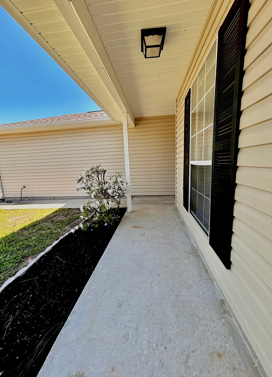 Building Photo - 1082 Antigua Cir