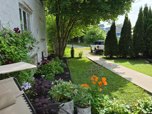 221 Main St S #B, Wellington North, ON N0G 2L1