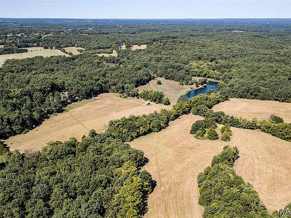 4th image of 31 Sunset Ln