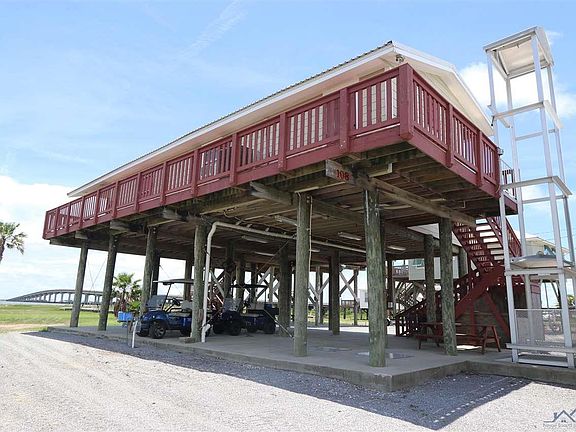 2nd image of 108 Port Ln