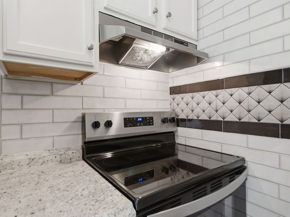 112 Redwood Rd