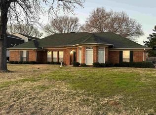 607 Charmwood Dr, Chandler, TX 75758