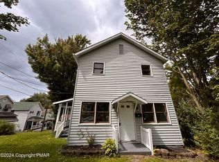 69 Wayne St, Carbondale, PA